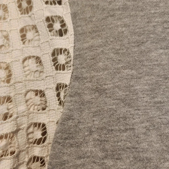 Kensie gray sweatshirt dress with white lace long sleeves Size Small - Picture 7 of 7